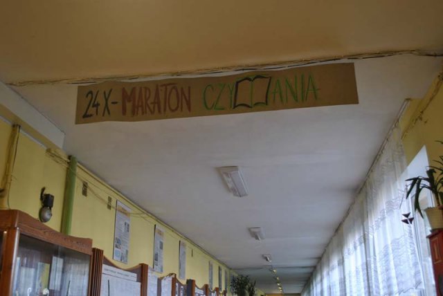 Szkoła czyta